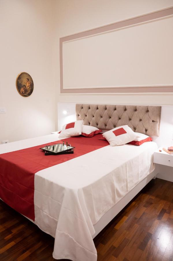 Bernini House Naples Hotell Exteriör bild